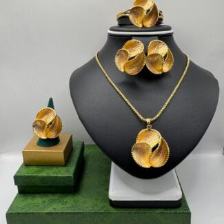 Soléa Wave Statement Set
